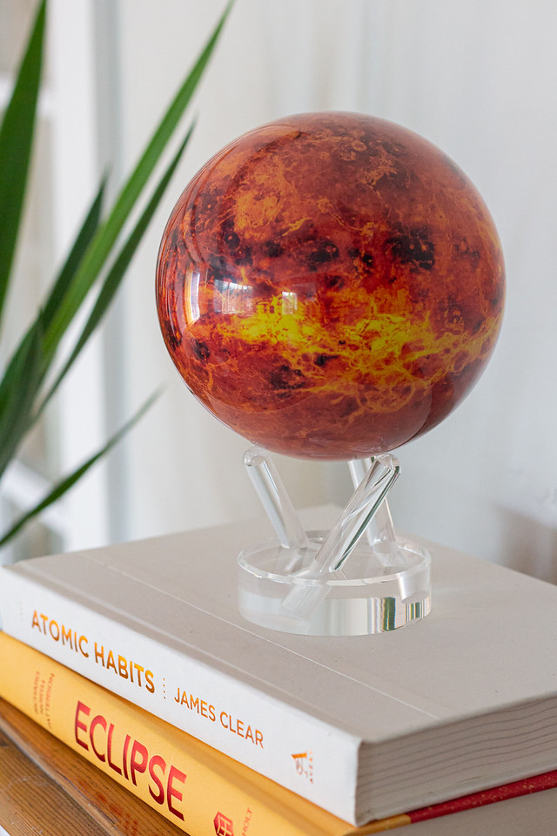 MOVA Venus Self Spinning Globe