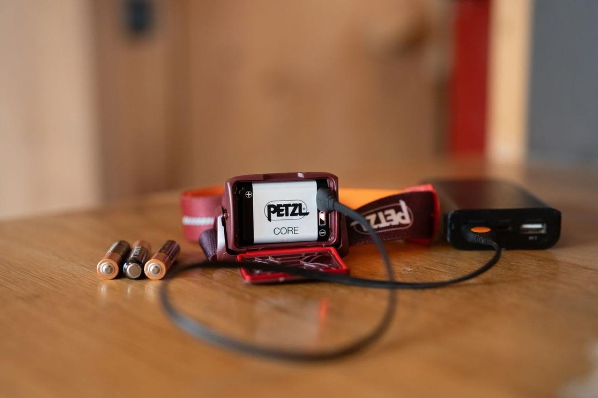 Lampada frontale Petzl Actik Core