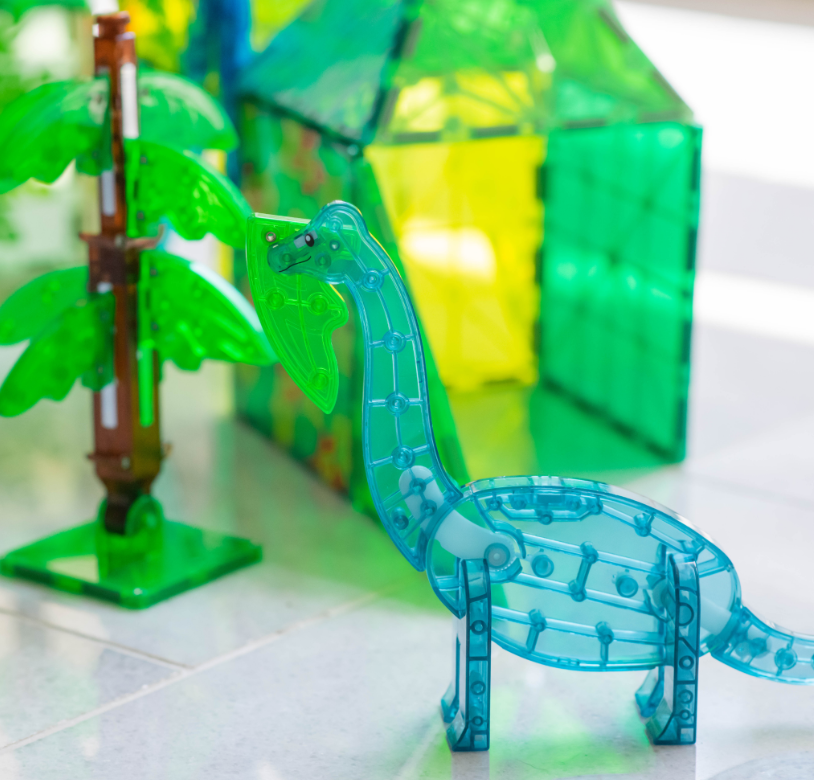MAGNA-TILES Dino World XL 50-Piece Magnetic Construction Set, The ORIGINAL Magnetic Building Brand 並行輸入品 MAGNA-TILES® Dino World XL 50-Piece Set \u2013 Magnetic Dinosaur Toy