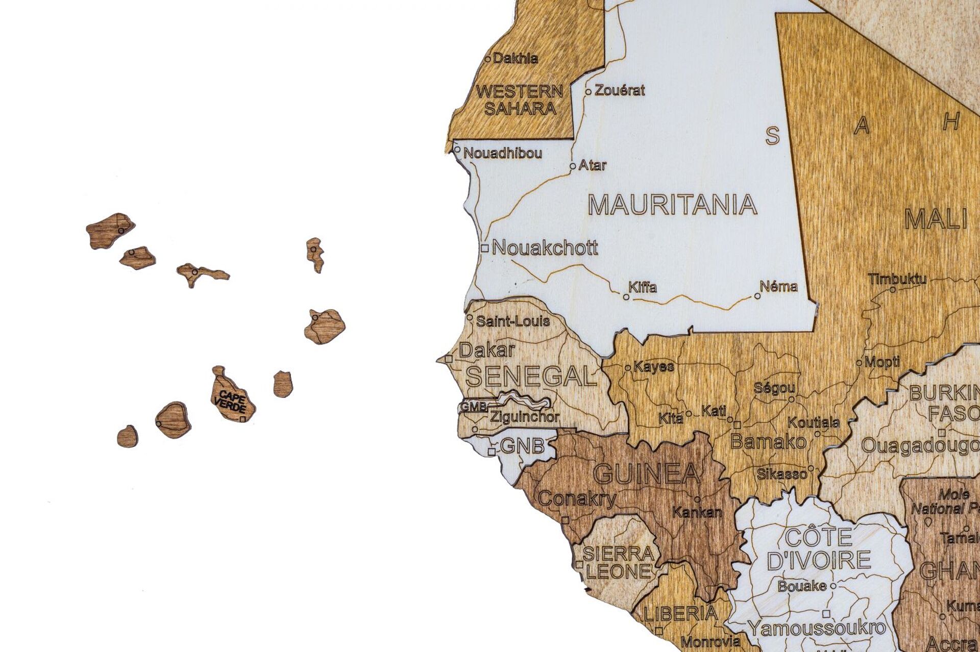 Drewniana mapa Afryki