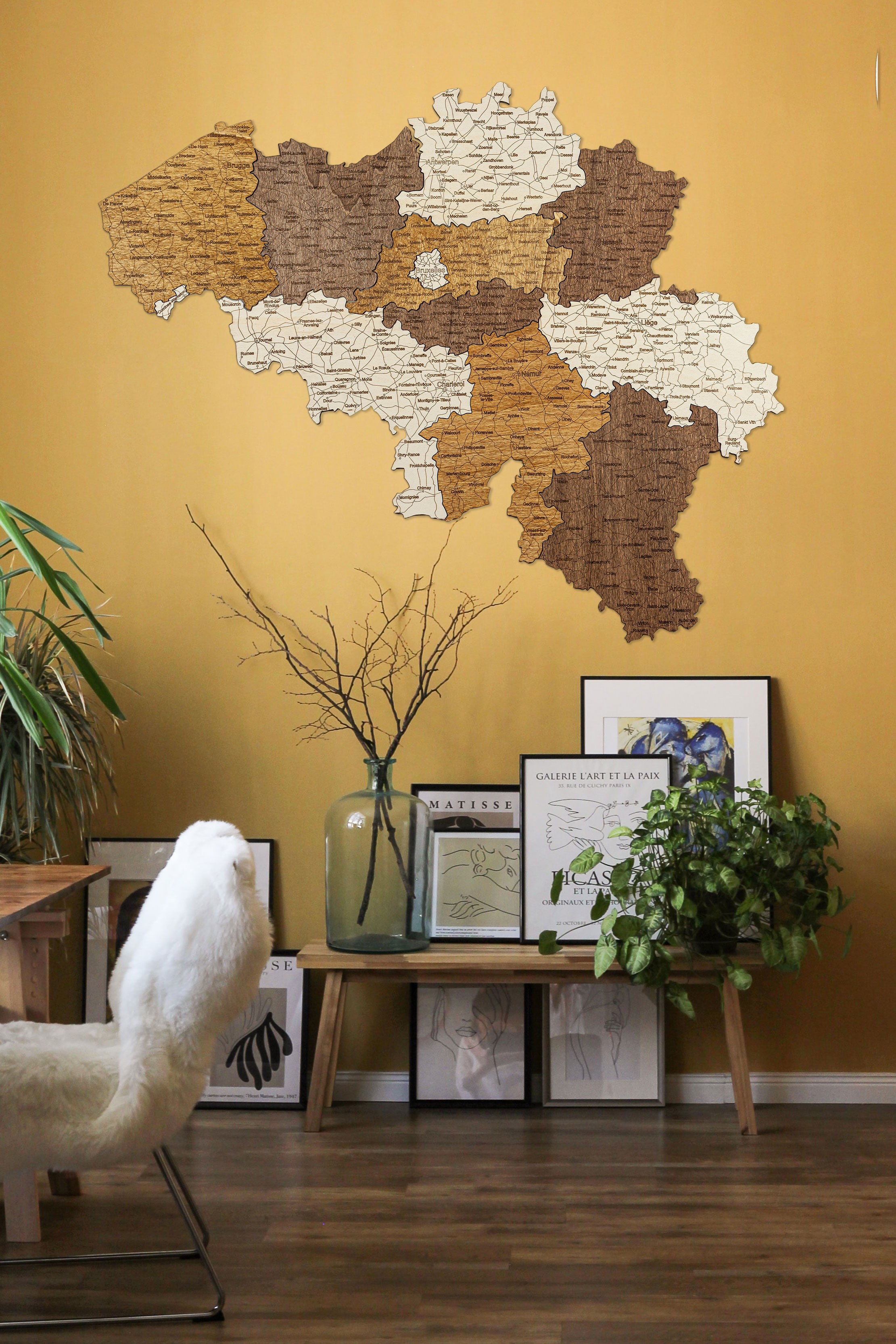 ベルギーの木製地図 | 68travel