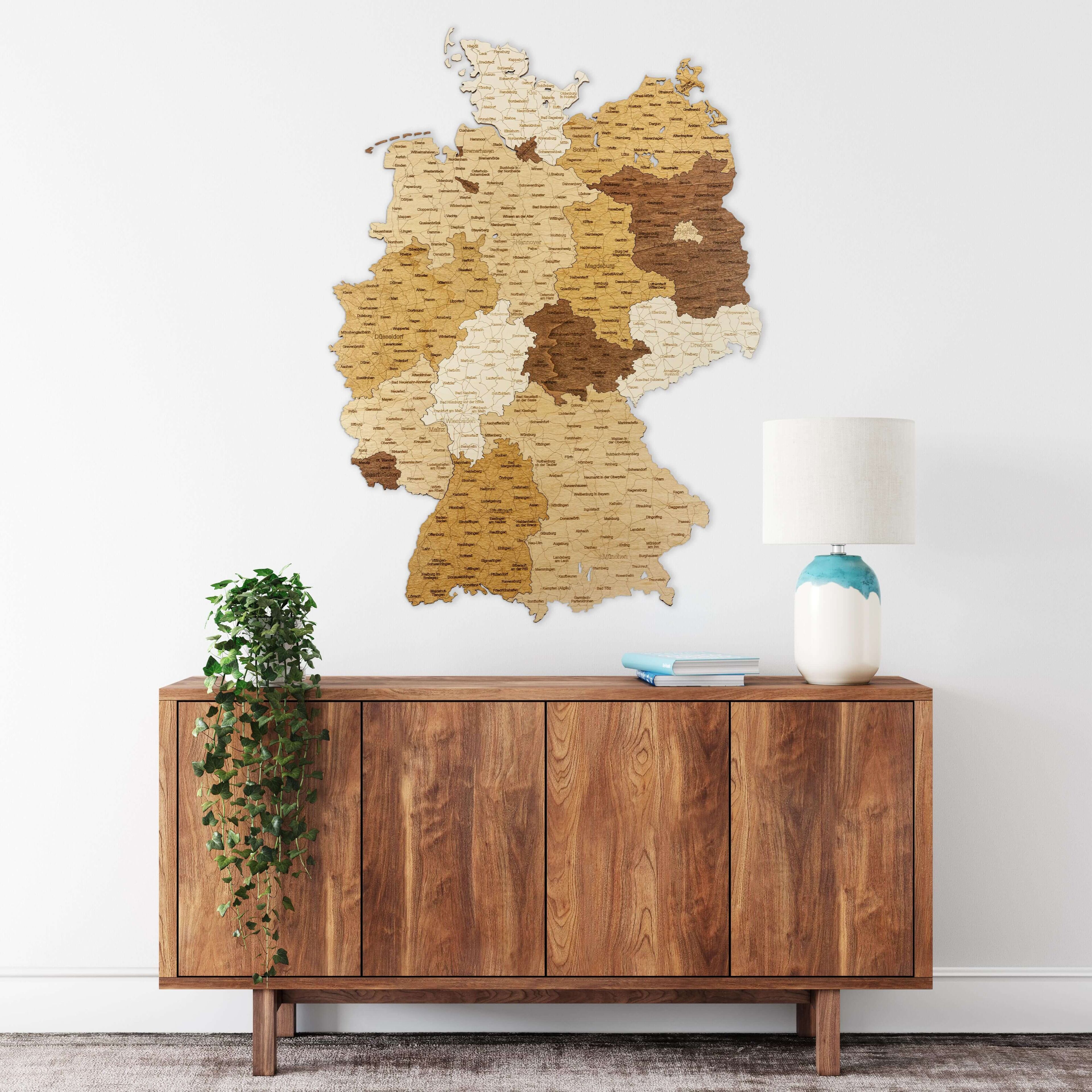 Mappa della Germania in legno