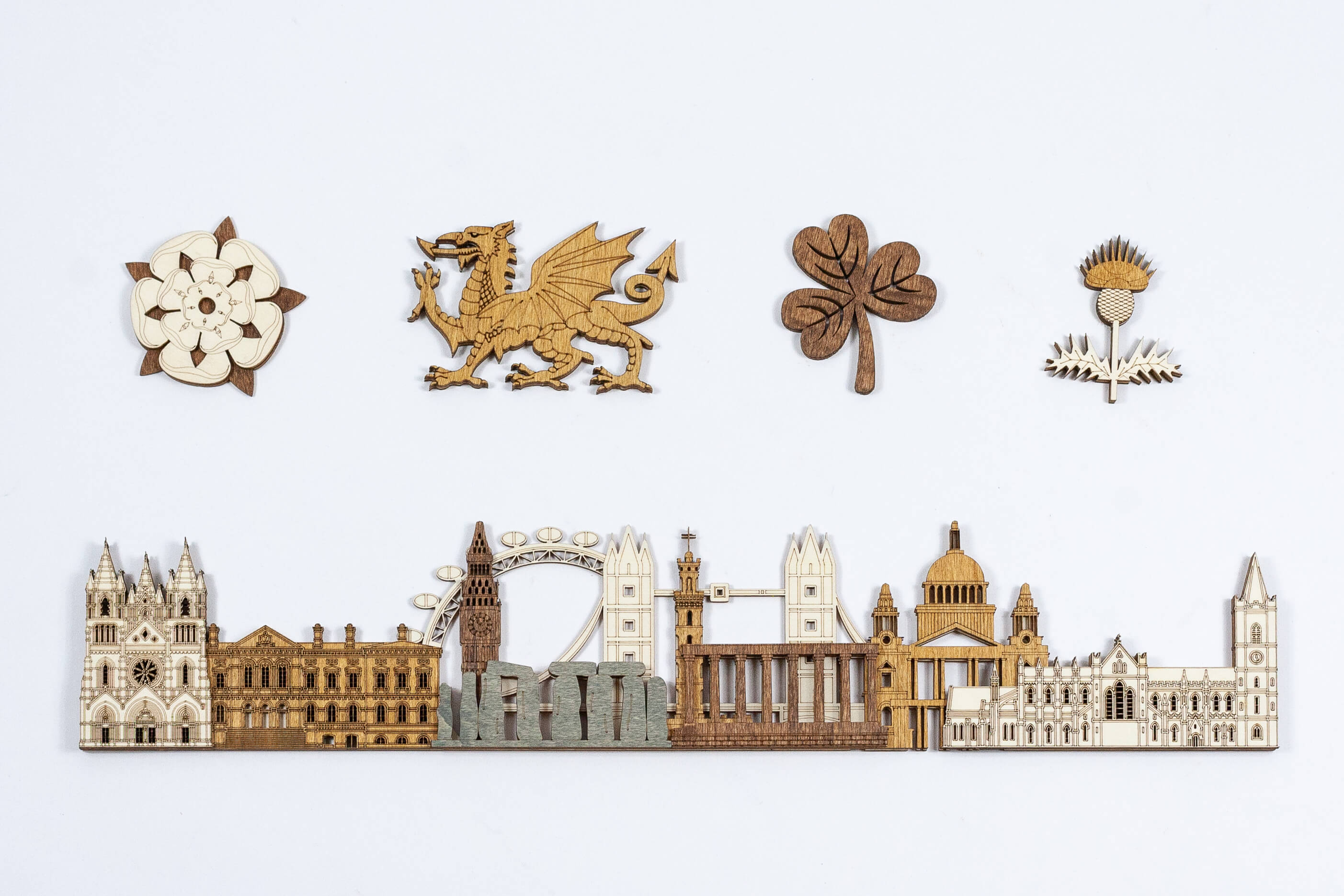 19世紀 イギリスとウェールズの古地図　ガラス額縁　木製フレーム付き 輸入雑貨 アートフレーム 額絵 イギリス 古地図 イングランド