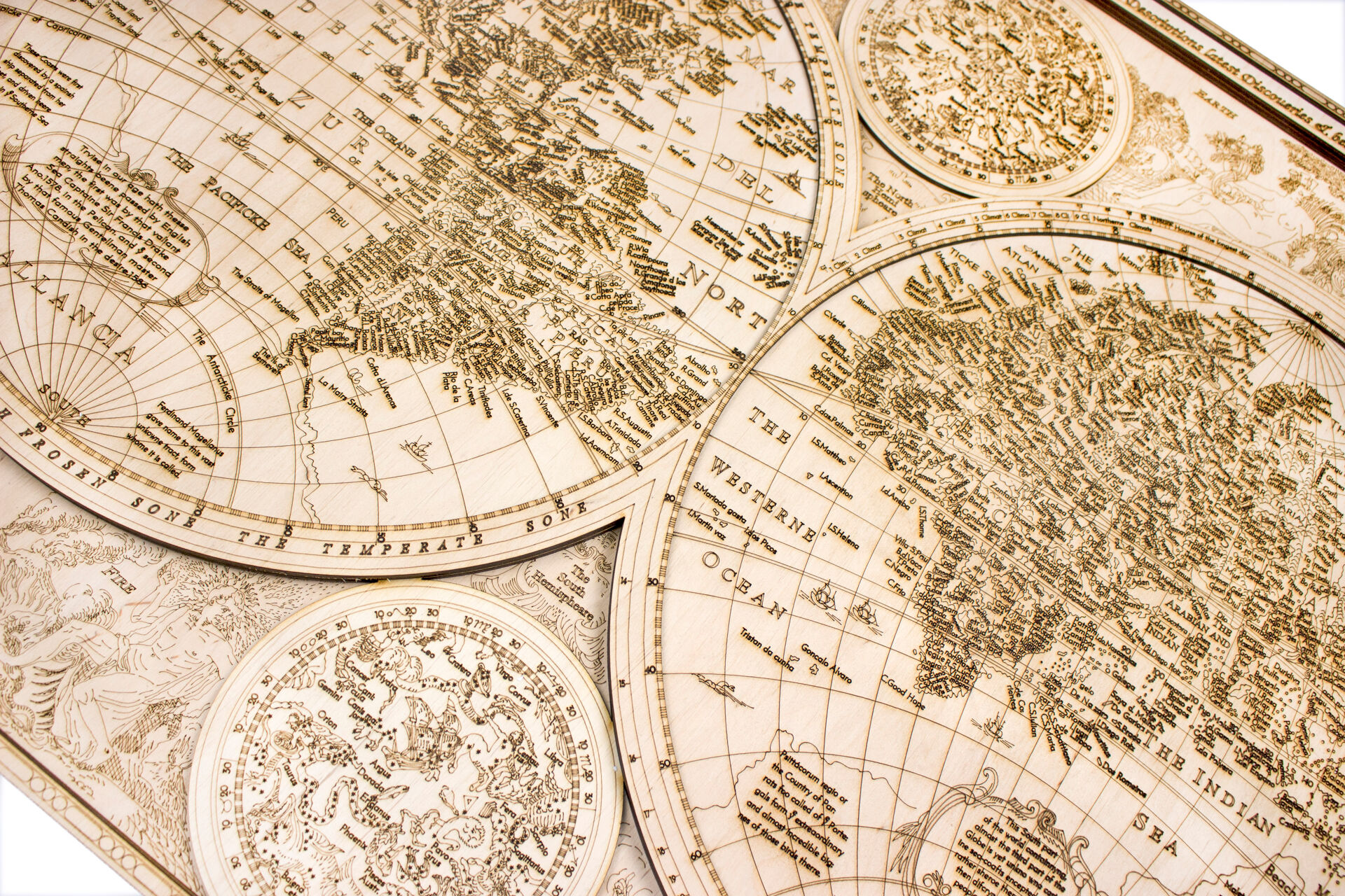 1626年の木製世界地図 - 84 x 64 cm