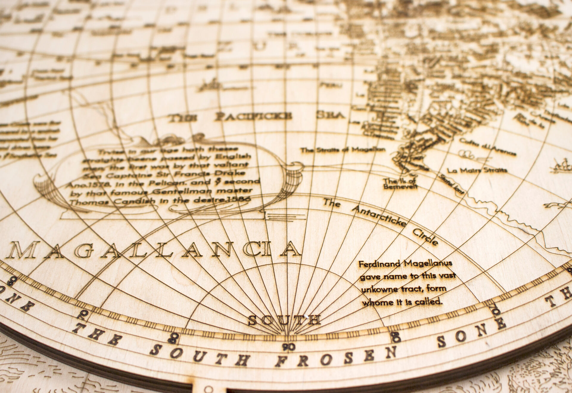 1626年の木製世界地図 - 84 x 64 cm