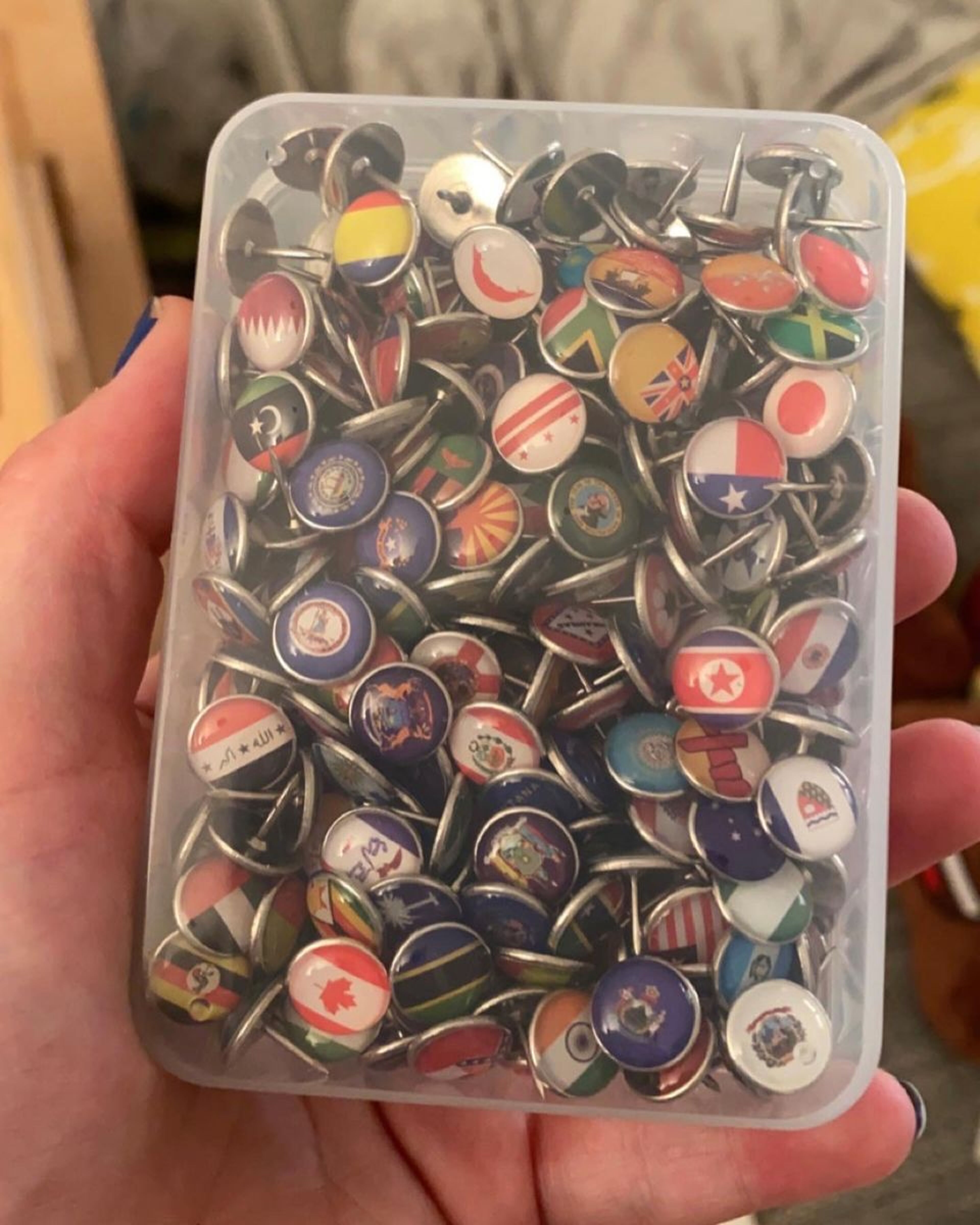 Review for Country Flags Push Pins - image from Katrin