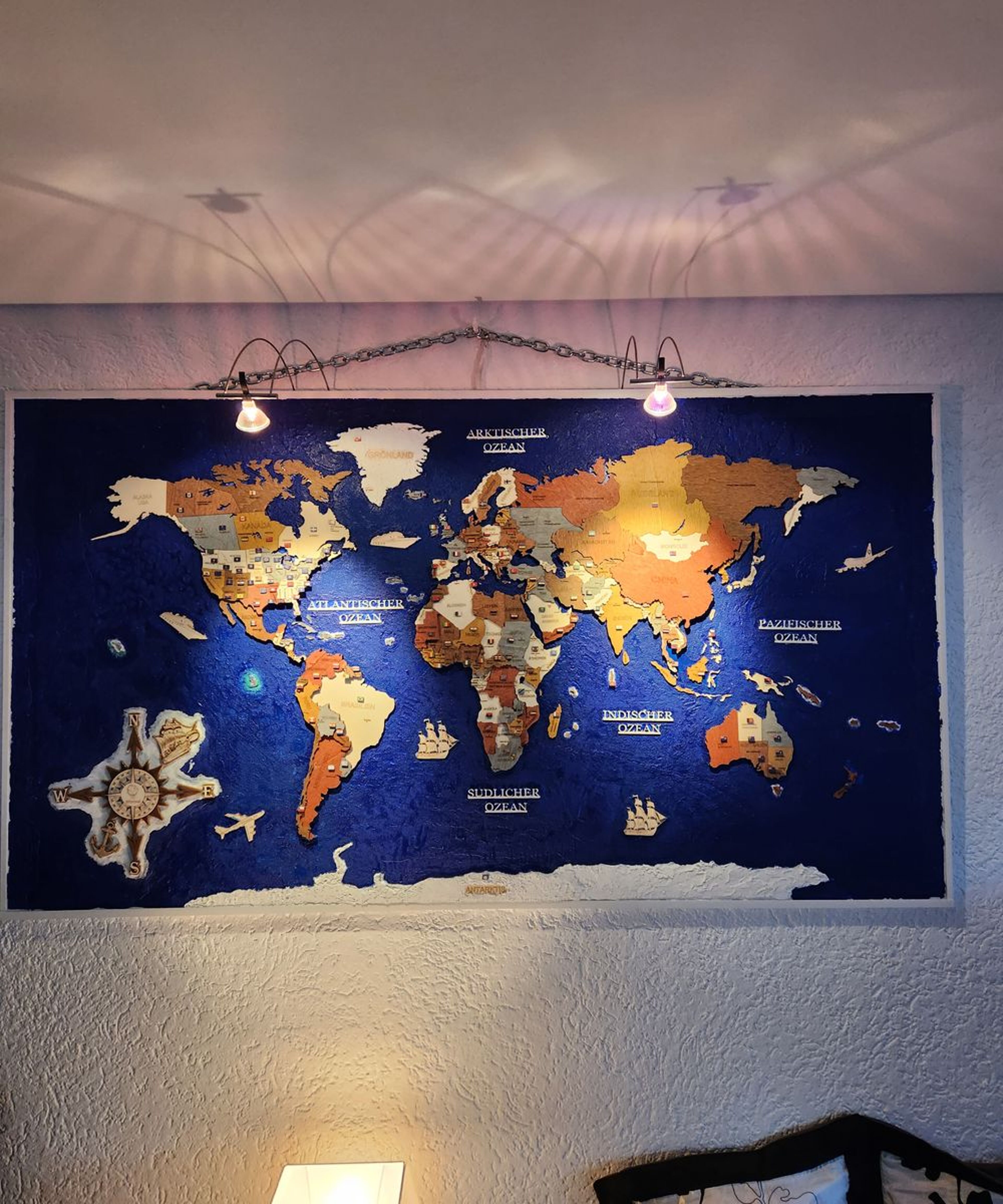 Avis pour Carte du monde en bois - décoration murale - image de Sascha Diesinger