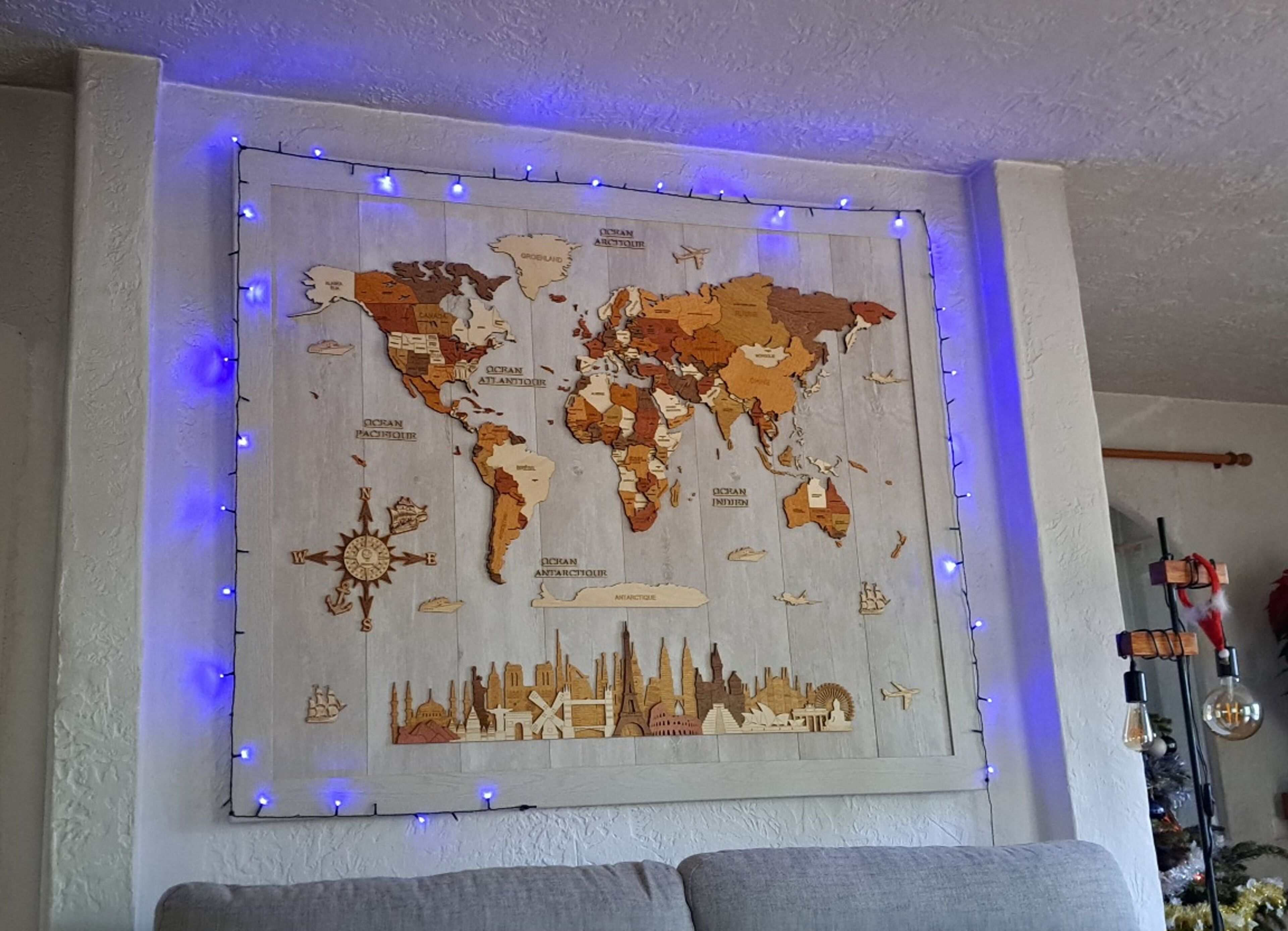 Review for Wooden World Map Wall Decoration - image from Dominici D.
